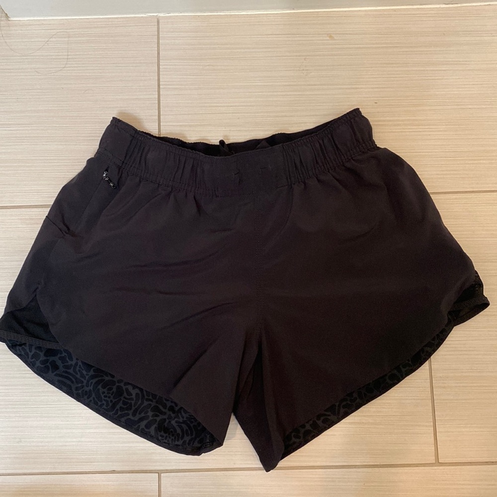Black Lululemon shorts